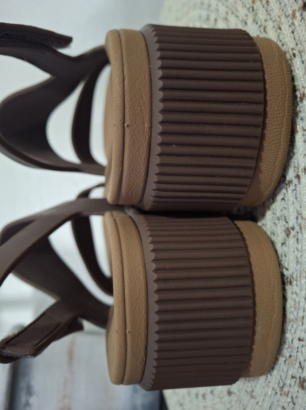 REEF Women's Water Vista Brown Higher Sandals Size 5. - Picture 4 of 12